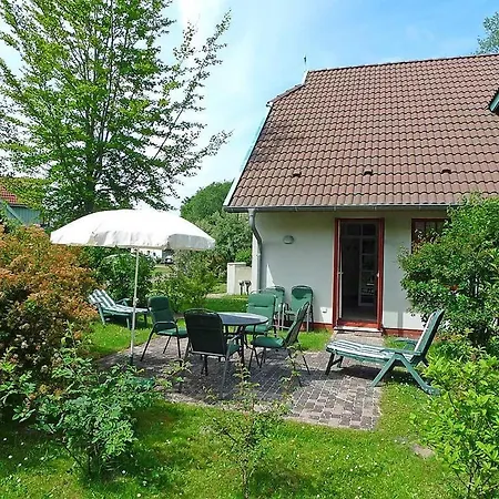 Ferienhaussiedlung Strandperlen Buchenhof 5a * Wustrow (Fischland)