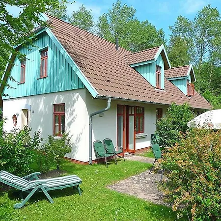 Ferienhaussiedlung Strandperlen Buchenhof 5a * Wustrow (Fischland)